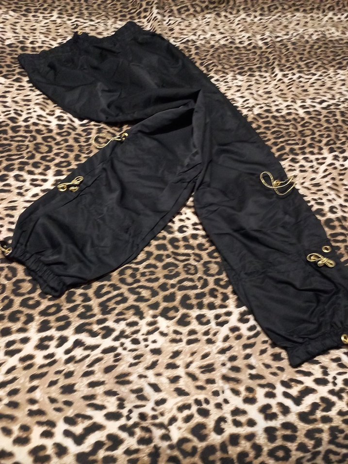 beli ve paçaları lastikli pantolon - Görsel 3