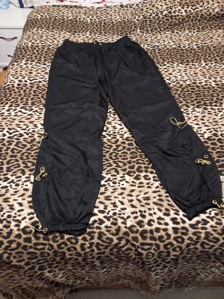 beli ve paçaları lastikli pantolon - Görsel 2