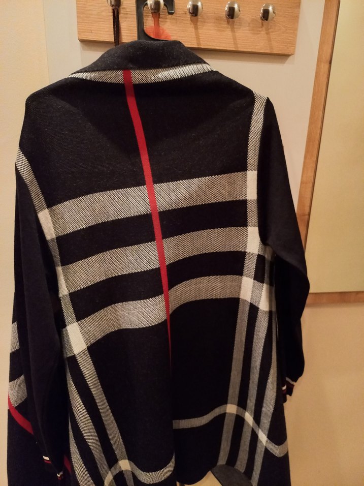 Kadın Yün panço Drapeli Tasarım - Görsel 4