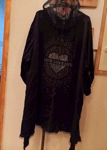 Siyah Uzun Kapüşonlu Kadın gömlek Tasarım bir ürün - Görsel 7