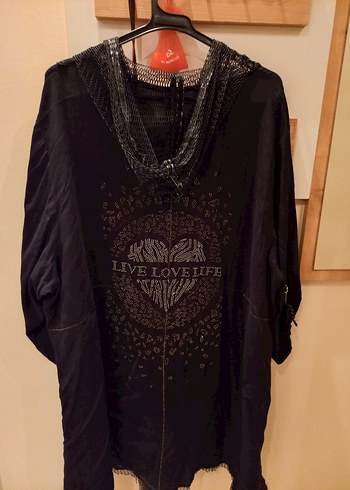 Siyah Uzun Kapüşonlu Kadın gömlek Tasarım bir ürün - Görsel 2