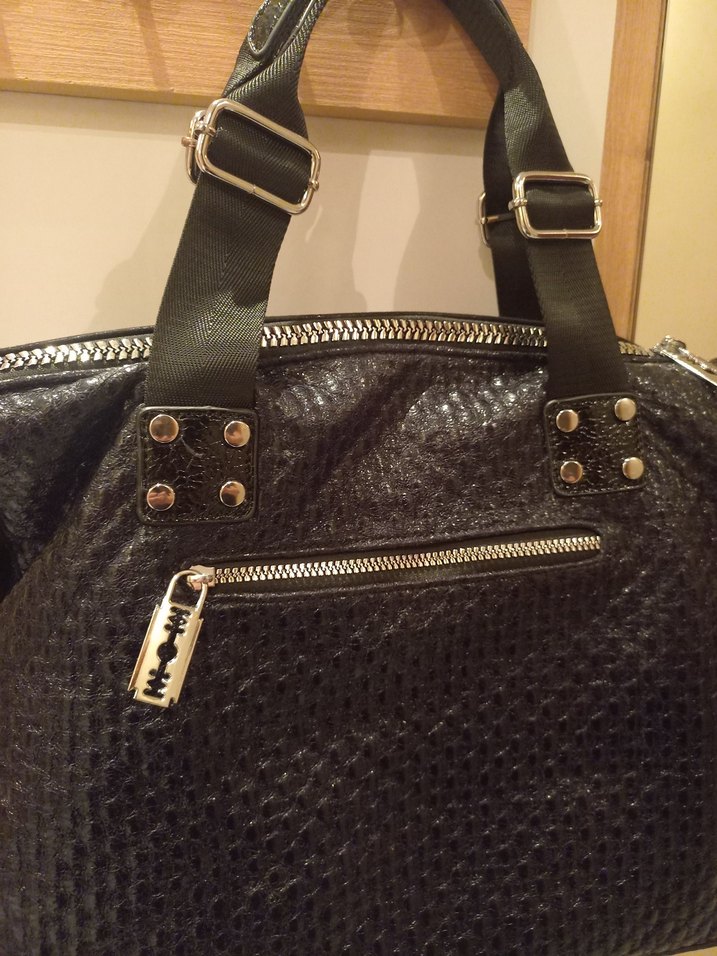 Tokalı Siyah Deri Biker Kadın Çantası - Görsel 4