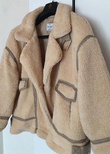 Bej Peluş Kadın Ceket