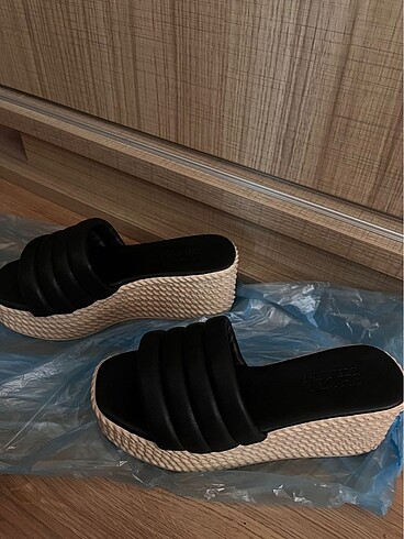 Siyah Platform Terlik