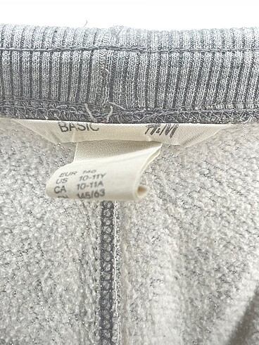 universal Beden gri Renk H&M Eşofman Altı %70 İndirimli.