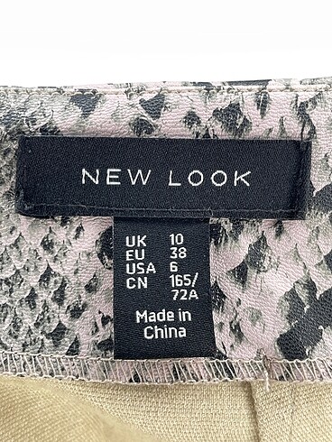38 Beden çeşitli Renk New Look Mini Üst %70 İndirimli.