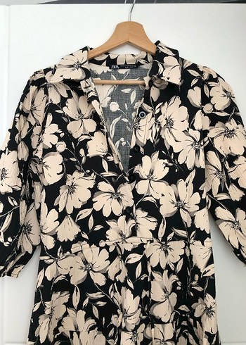 Zara Bej Çiçek Desenli Midi Bohem Elbise