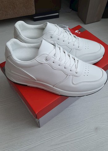 42 Beden Beyaz Bağcıklı erkek Spor Ayakkabı poloris