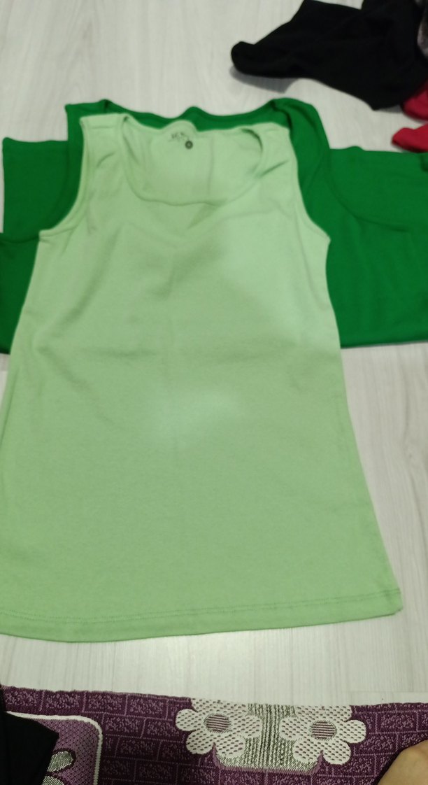 LC Waikiki Koyu Yeşile Tişörtü - Görsel 2