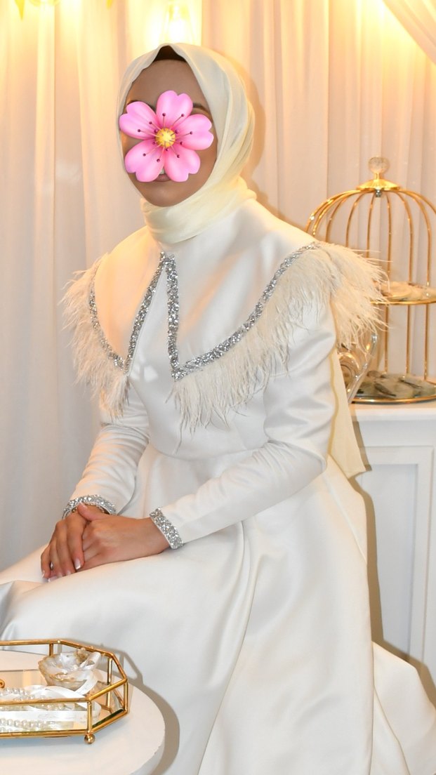 Uzun Beyaz Drape Detaylı Kadın Abiye Elbise - Görsel 4