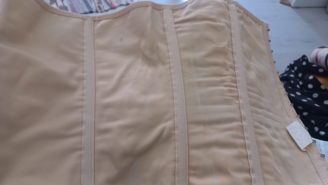 Bej Dikişsiz Hemşire Korse - Görsel 3