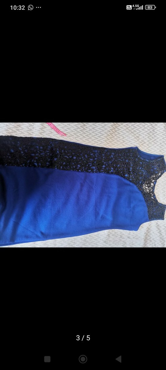 Dantel Detaylı Lacivert V Yaka Midi Elbise - Görsel 3