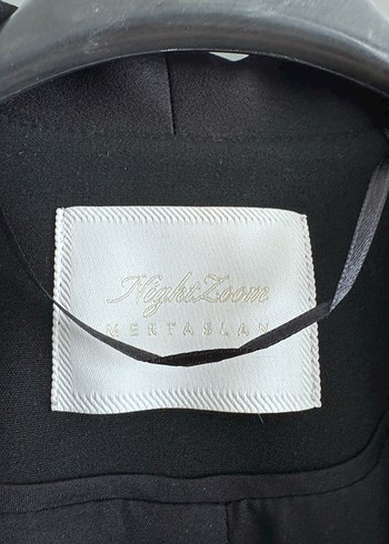 Adil Işık Siyah Düğmeli Kadın Blazer pantolon takım - Görsel 3