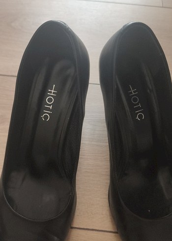 Hotiç Hotic Siyah Bağcıklı Kadın Stiletto