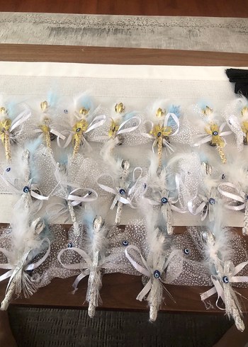 Beyaz Kurdale Detaylı Düğün Aksesuarları 17 adet hepsi 200 tl