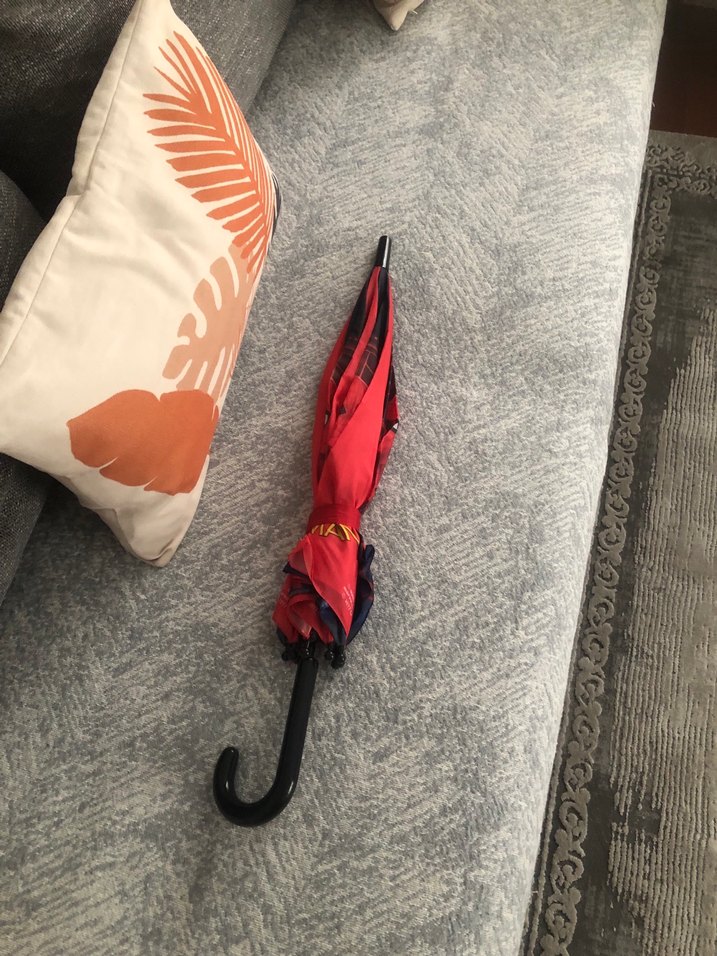 Örümcek Adam Desenli Kırmızı Şemsiye Lisanslı - Görsel 3