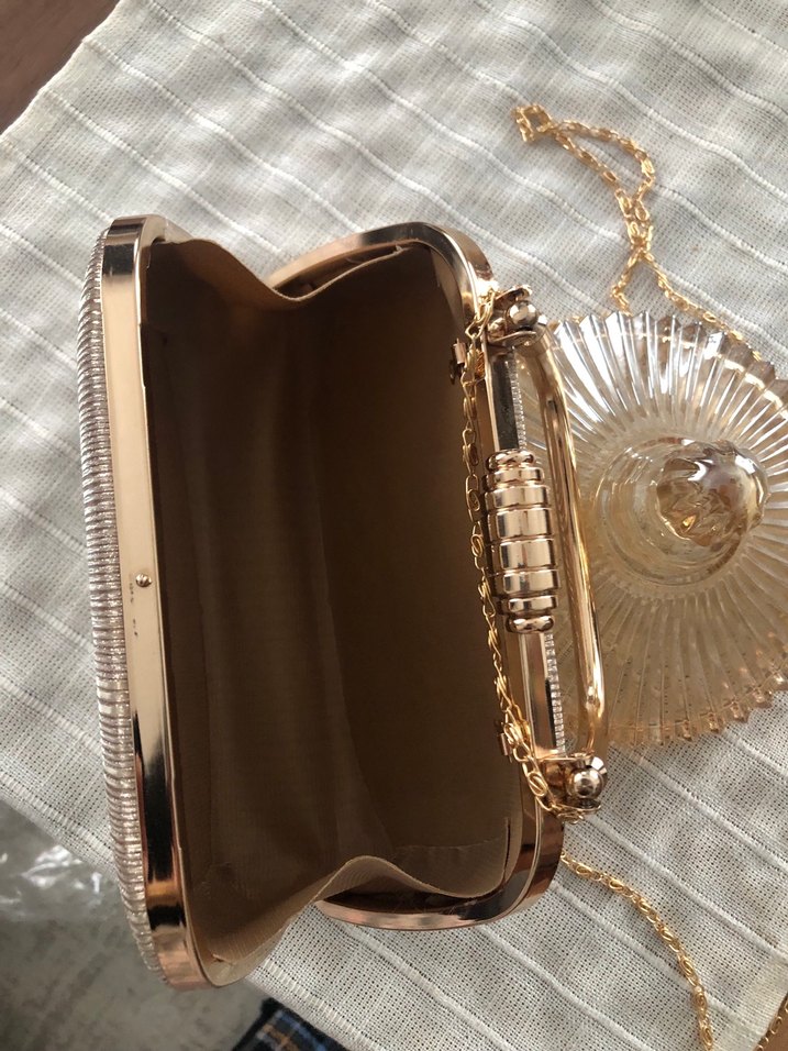 Bej Parlak Yılan Desenli Kadın Clutch Çanta - Görsel 3