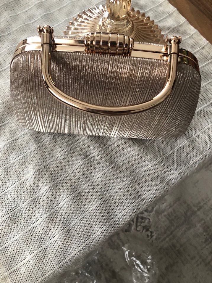 Bej Parlak Yılan Desenli Kadın Clutch Çanta - Görsel 2