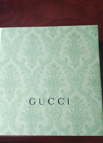 Gucci Aksesuar Kutu