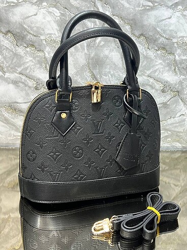 Beden çeşitli Renk Louis vuitton kol çantası