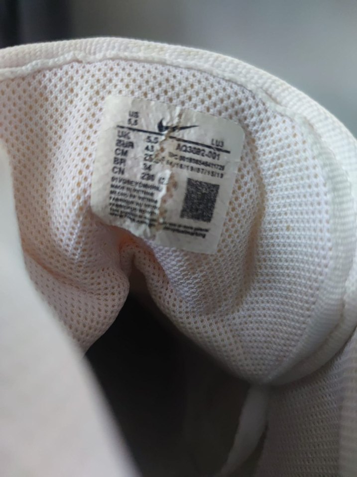 Beyaz Nike Air Spor Erkek Ayakkabı - Görsel 3