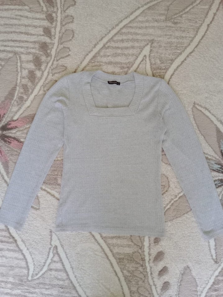 Gri Uzun Kollu Kare Yaka Kadın Triko - Görsel 2