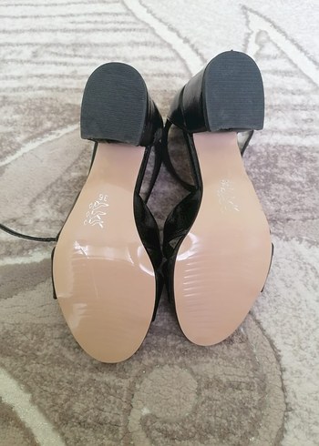 Siyah Tokalı Blok Topuklu Kadın Gece Ayakkabısı - Görsel 2