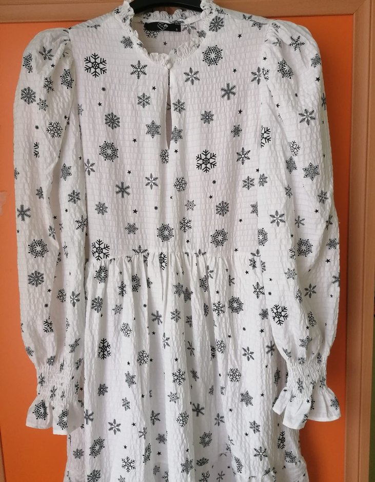 Uzun Kollu Çiçek Desenli Pamuklu Elbise - Görsel 2