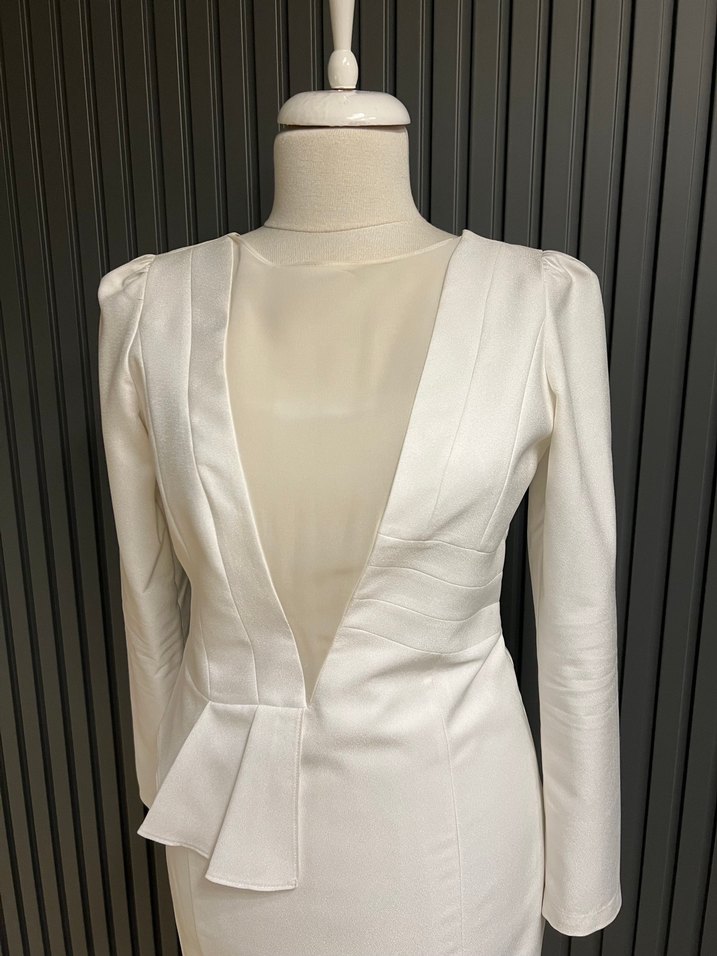 Koton Hakan yıldırım beyaz ekru abiye elbise kısa - Görsel 2