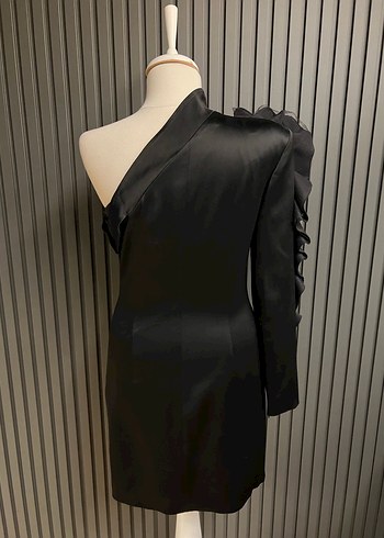 İpekyol yasemin özilhan tek omuz abiye elbise - Görsel 6