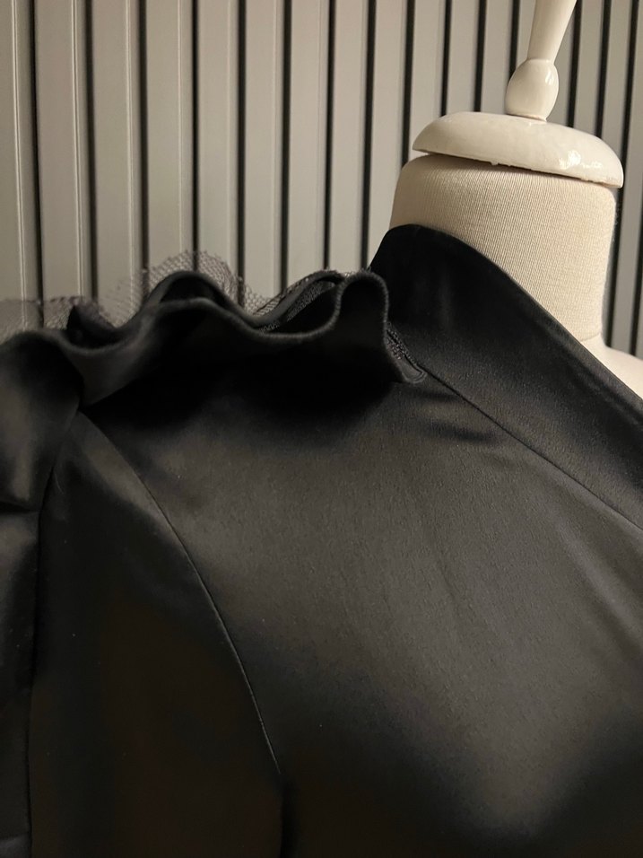 İpekyol yasemin özilhan tek omuz abiye elbise - Görsel 4