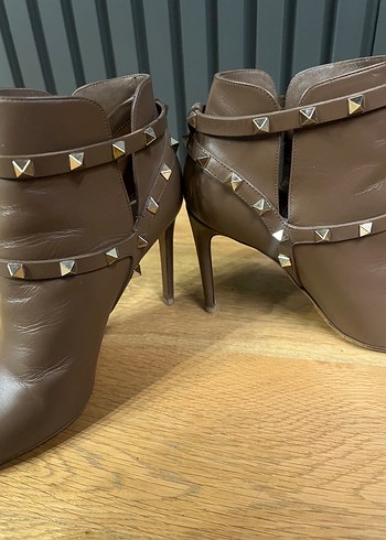 Valentino garavani rockstud topuklu bot - Görsel 9
