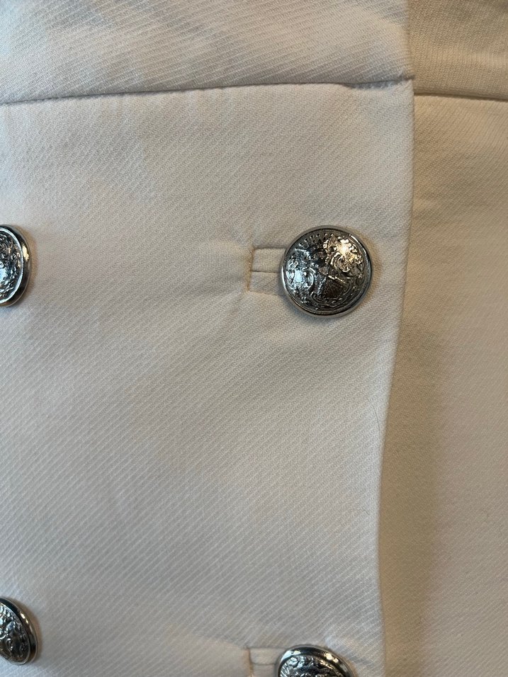 Massimo Dutti krem düğmeli mini etek - Görsel 3