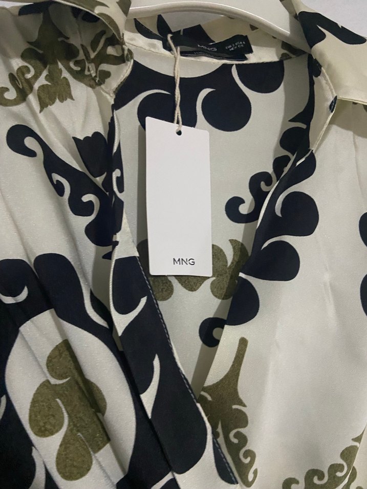 Mango V Yaka Desenli Kemerli Mini Elbise - Görsel 5