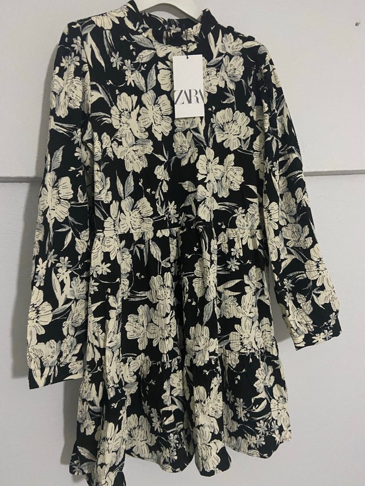 Zara Çiçek Desenli Siyah Midi Elbise - Görsel 5