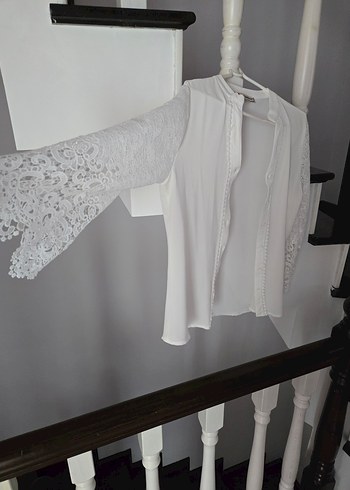 Dantel Detaylı Beyaz Bohem Bluz