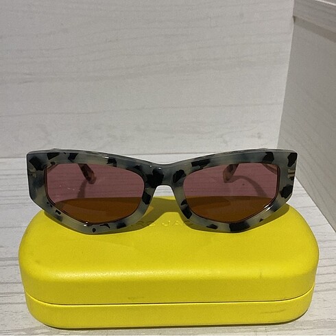 Beden Marc Jacobs güneş gözlüğü
