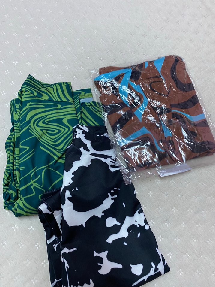 Yeşil Batik Desenli Kadın Boğazlı Uzun Kollu Bluz - Görsel 2