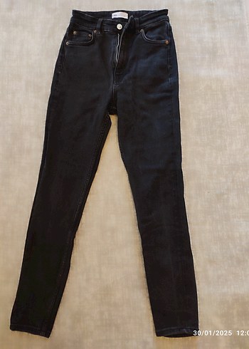 Siyah Kadın Normal Boy Dar Kesim Denim Pantolon