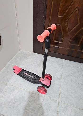 Beden pembe Renk Renkli Pembe Çocuk Scooterı