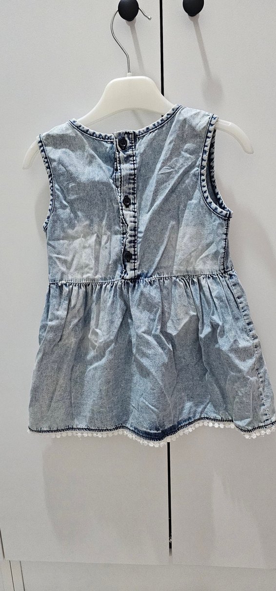 Nakışlı Düğmeli Kolsuz Kot Elbise - Görsel 2