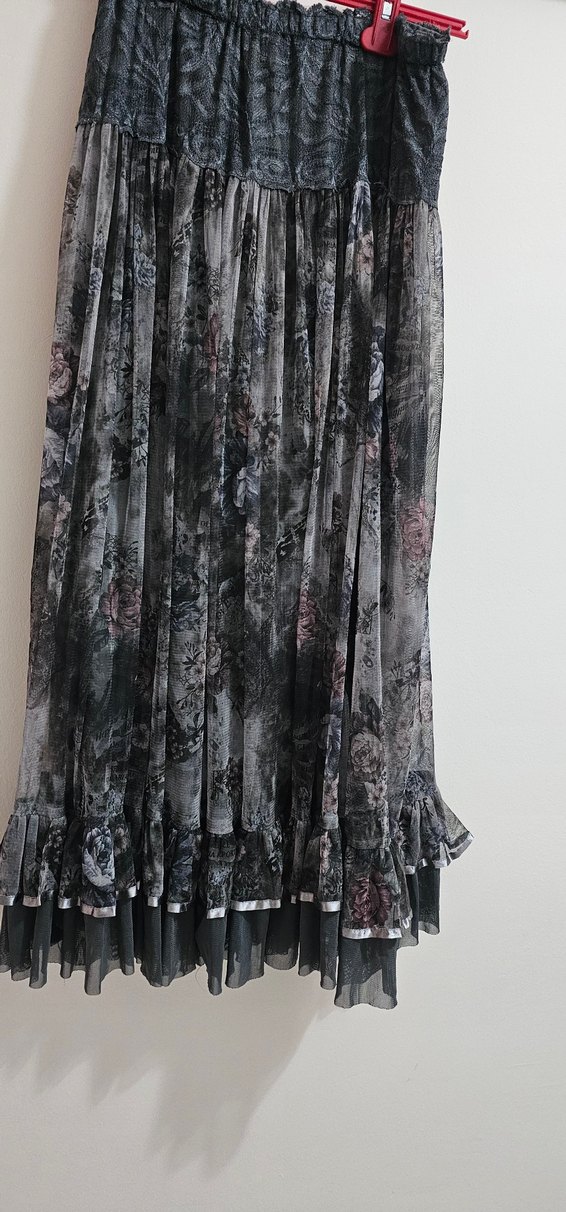 Gri Bohem Desenli Uzun Fırfırlı Etek - Görsel 2