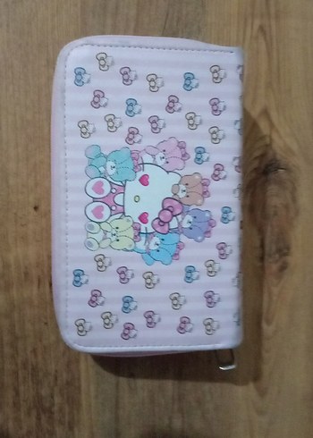 Hello Kitty'li 3 Kısımlı Kalem Kutuluk