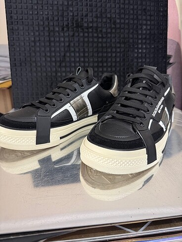 Dolce Gabbana Milano Sneakers