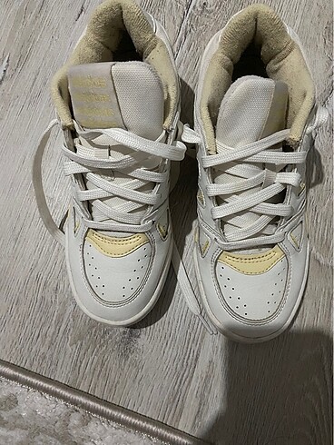 36,5 Beden Adidas