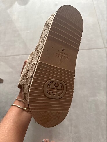 Gucci Terlik