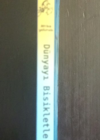 Dünyayı Bisikletle Dolaşan Çocuk Afrika Yolunda