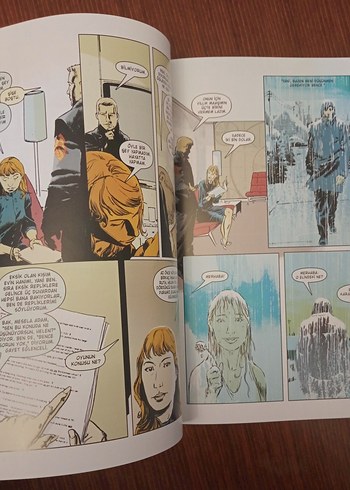  Beden Renk Fahrenheit 451 Çizgi Roman Uyarlaması