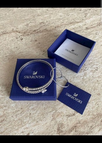 Swarovski Beyaz Pullu Kadın Bileklik