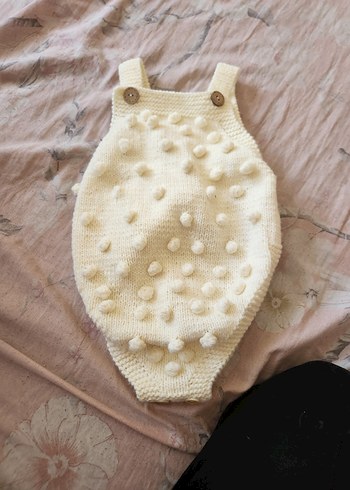 Beyaz Örgü Bebek Kız Tulumu - Görsel 3